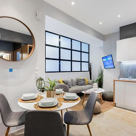 Central Kolonaki Flat C - Greecing Atenas Exterior foto